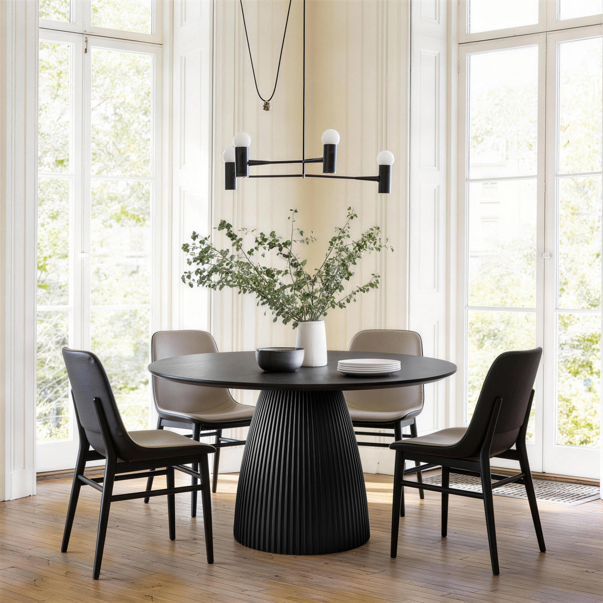 Black Round Dining Table Modern Round Dining Table with Fluted Pedestal Base