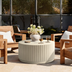 Moderner gerippter runder Couchtisch aus Beton